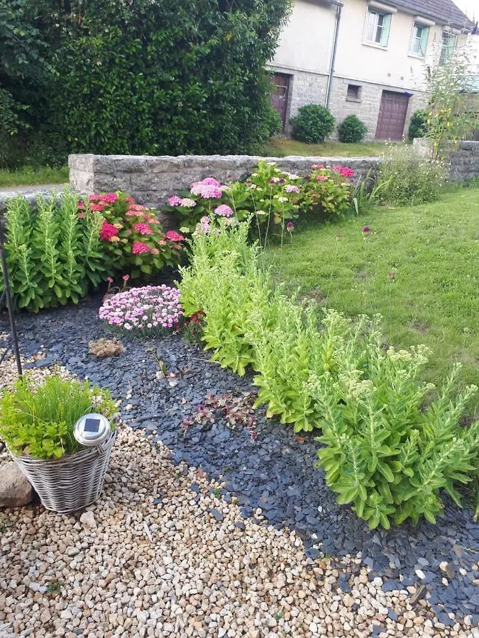 Holiday home Gite Bleu Brittany Near Dinan Plumaudan